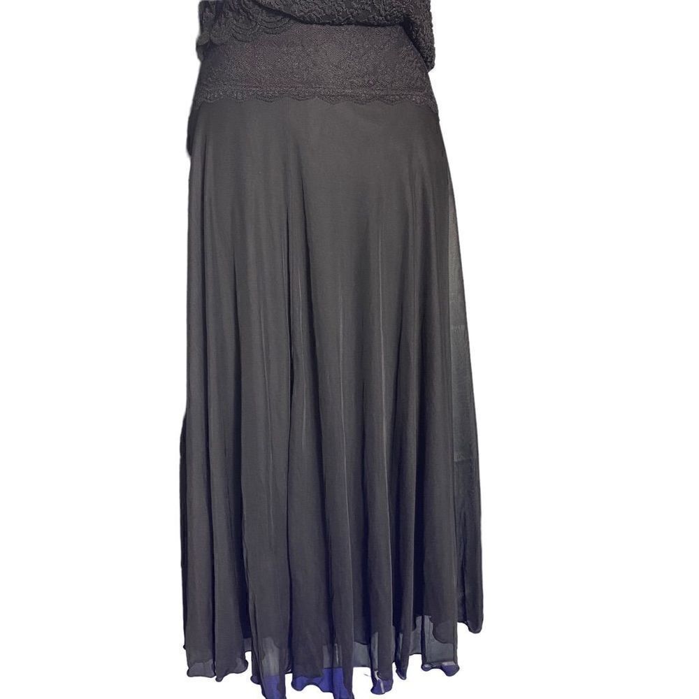 Black Lace Waist Skirt Size M